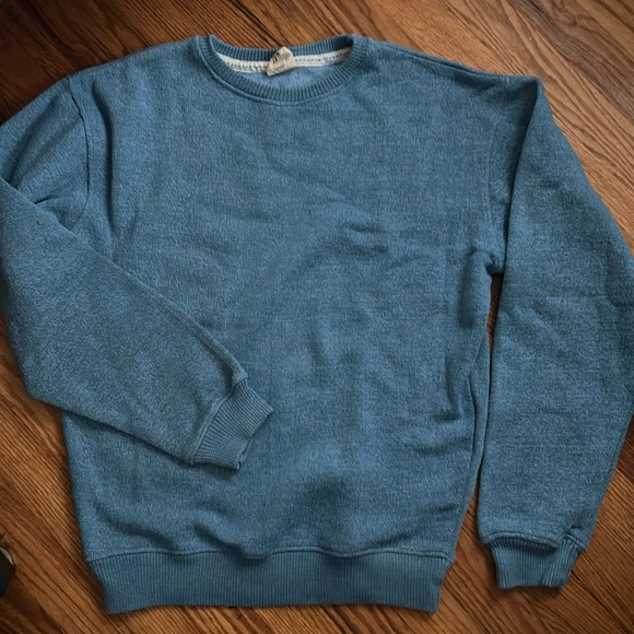 Pacific & Co. Tops - Women’s Fleece Crewneck Sweatshirt